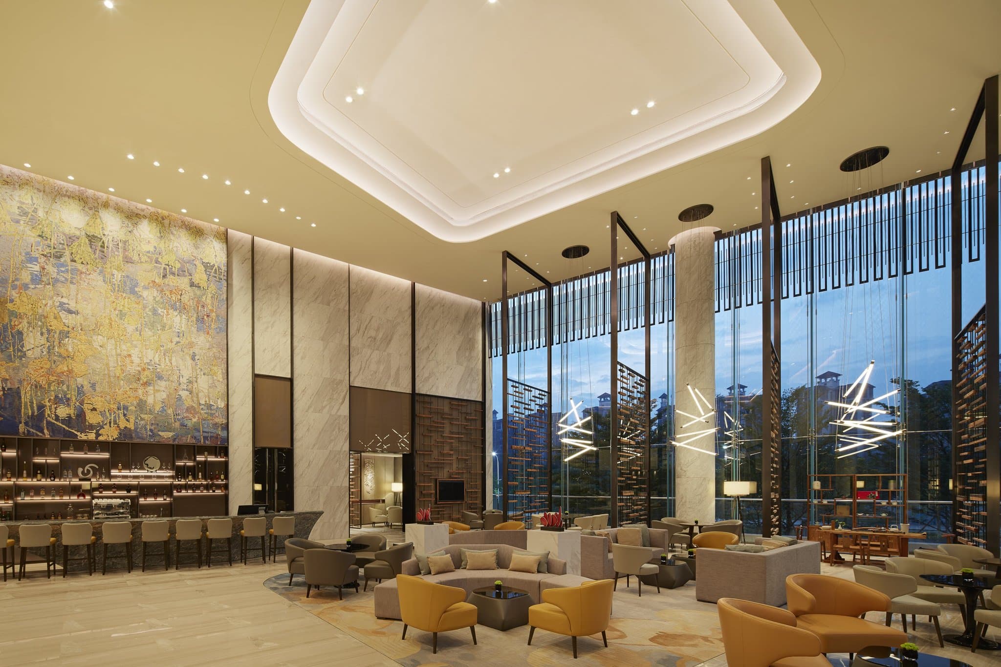 Sheraton Guangzhou Nansha Hotel exterior and lobby, near Nansha Passenger Port.