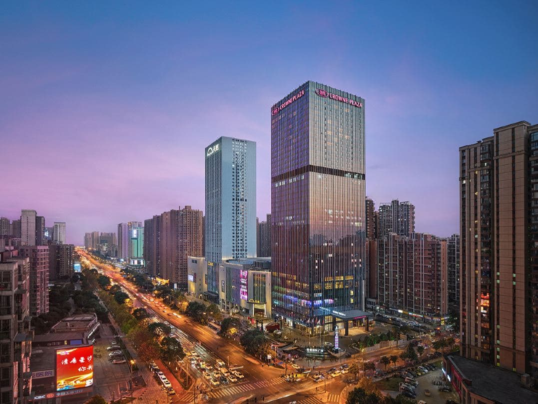 Luxurious exterior and grand modern entrance of the Crowne Plaza Changsha Development Zone.