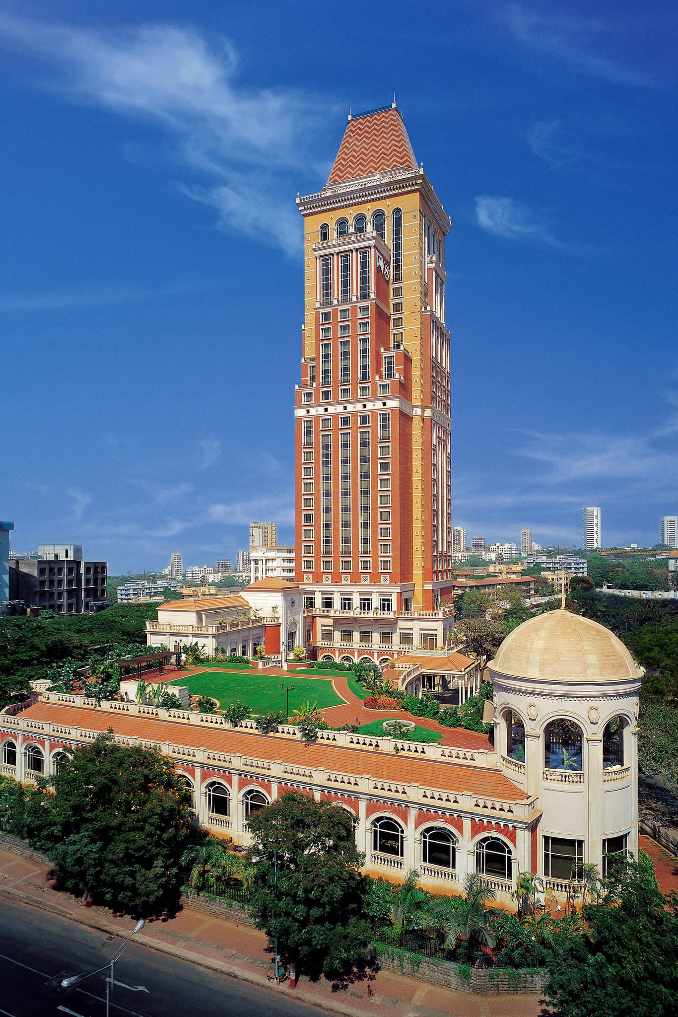The cobbled central courtyard of ITC Grand Central Mumbai featuring a white marble fountain and colonial-style architecture.