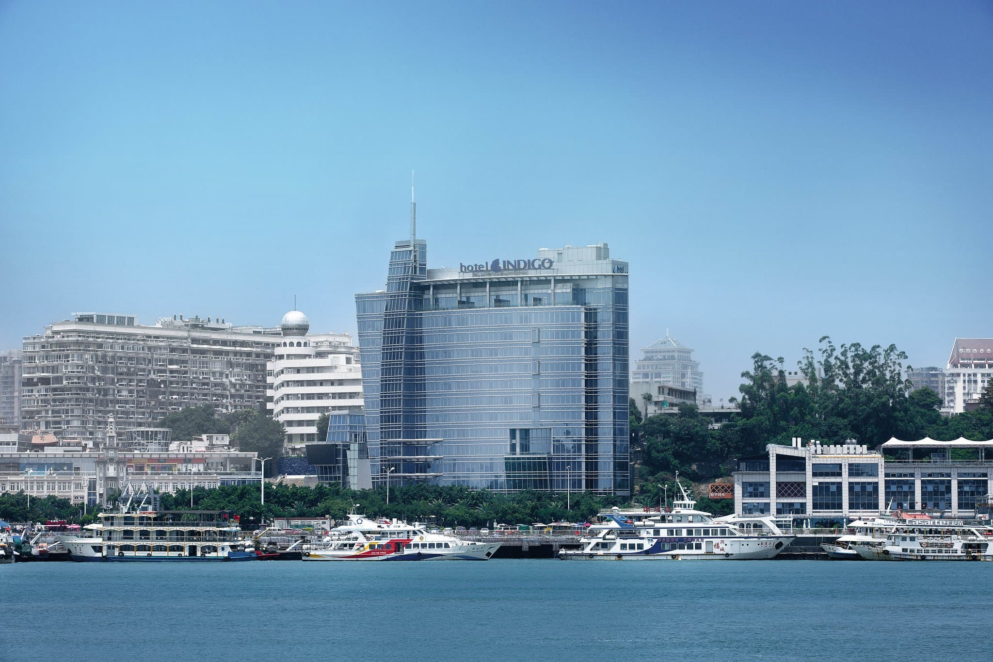 厦門のHotel Indigo Harbour View、港を望むモダンで落ち着いたブティックホテル